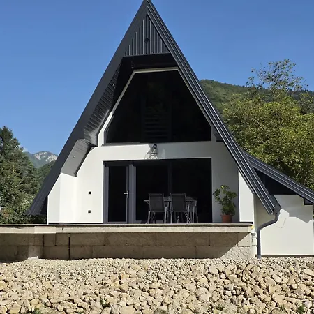 Daria Chalet *